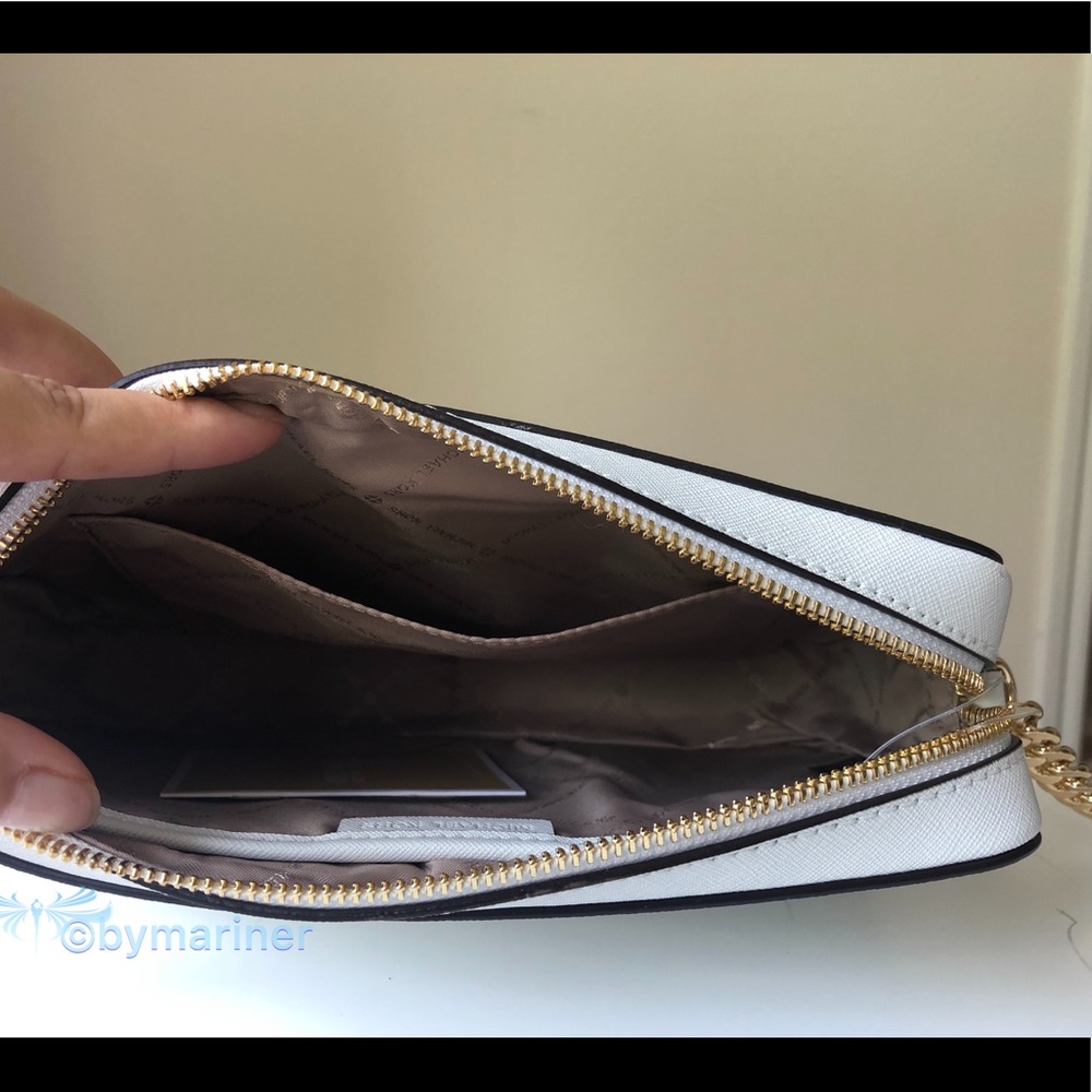 🍀NWT Michael Kors Butterflies Crossbody - Picture 5 of 7